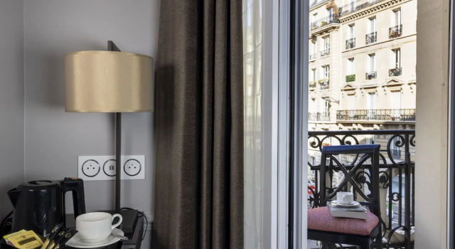 Двухместный клубный номер Standard с балконом Pavillon Monceau by Happyculture