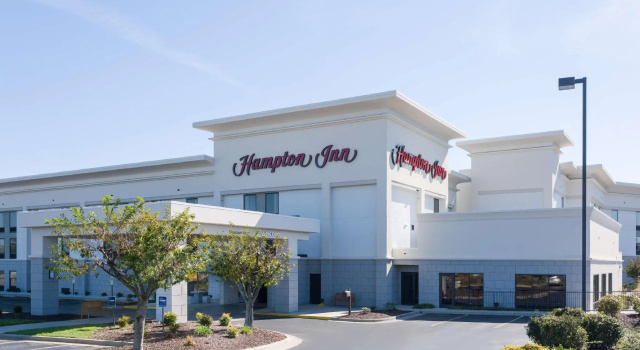 Четырёхместный номер Standard Hampton Inn Mount Airy