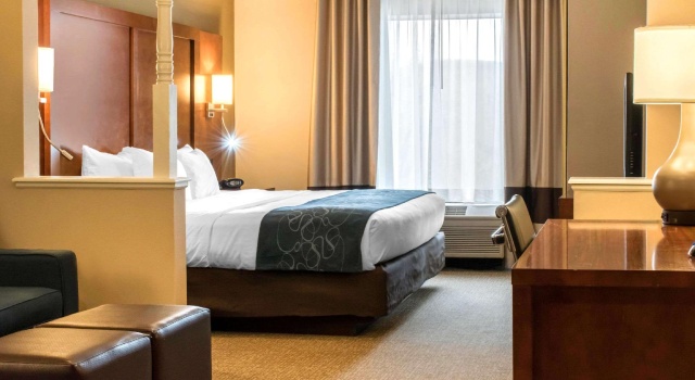 Люкс Comfort Suites Scranton near Montage Mountain