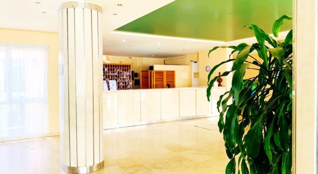 Studio in Benalmádena, with Wonderful City View, Pool Access, Enclosed Garden - 900 M From the Beach