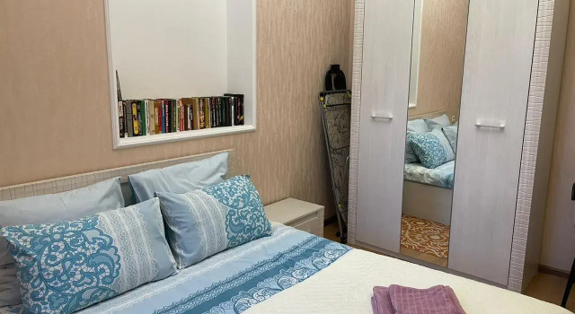 Апартаменты на переулке Яновского 2