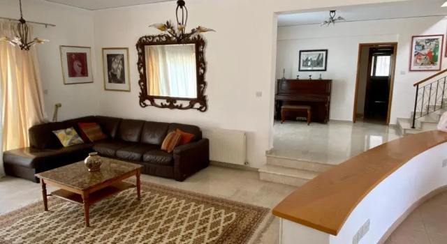 6 bdr villa with TENNIS COURT, Rezerwuj Willa Domy Wakacyjne w Pafos, Domek