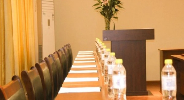 Greentree Inn Yantai University Business Hotel, Забронировать Отель Лайшань Яньтай