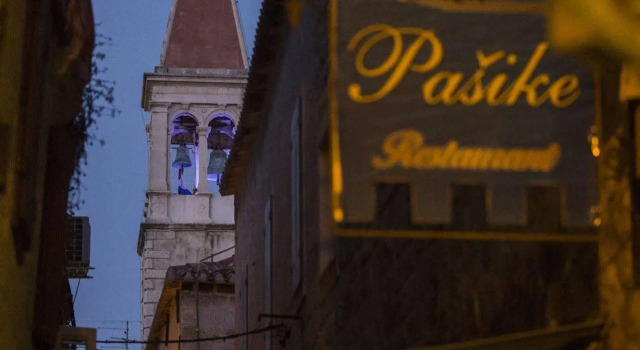 Hotel Pasike, 予約 ホテル トロギール 