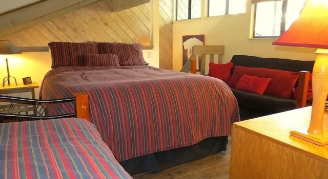 106 Premium Condo