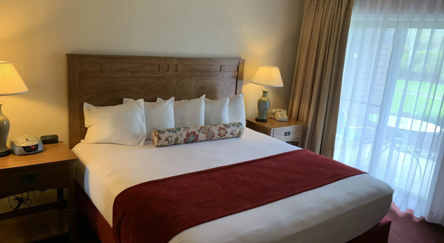 Fireside Inn & Suites Gilford