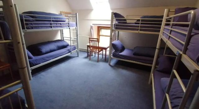 Кровать в общем номере (мужской номер) Ratagan Youth Hostel