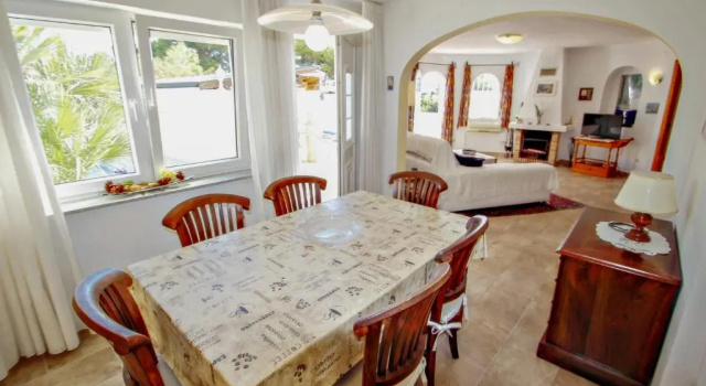 Nicole - villa with great views and private pool in Benissa, Забронировать Вилла Отели Провинции Аликанте с парковкой, Парковка