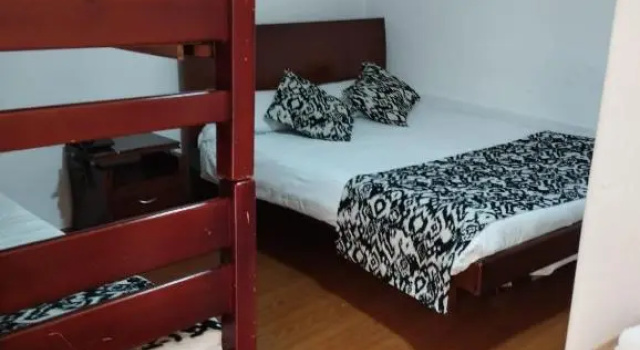 Четырёхместный номер Standard Hotel COMIC CITY