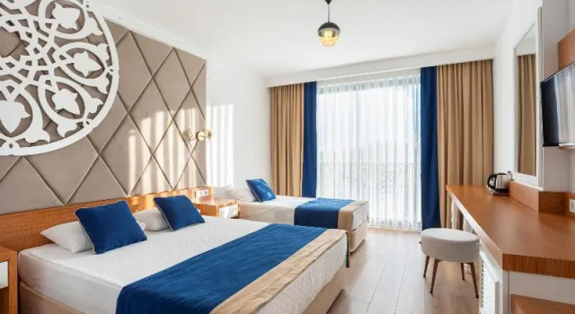 Двухместный номер Deluxe The Sansa Hotel & Spa