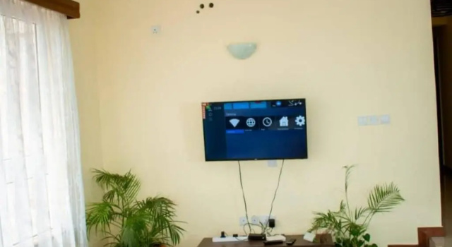 Kui's cosy 4Br Nyali, Mombasa, Забронировать Отель Отели Ньяли с парковкой, Парковка