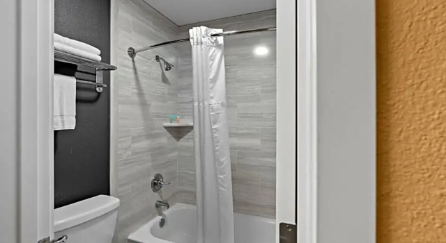 Двухместная студия Basecamp Puyallup a Travelodge by Wyndham