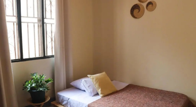 Charming 2-bed House in Kampala