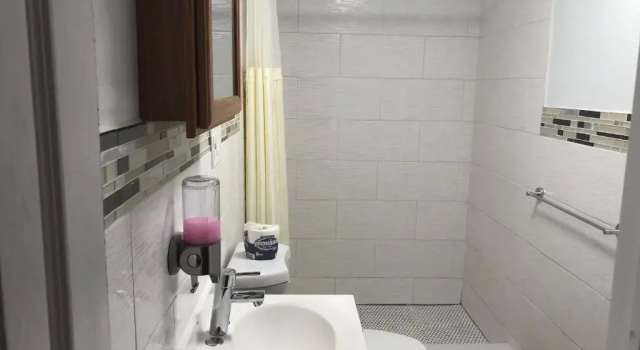 Кровать в общем номере (женский номер) Seashell Motel