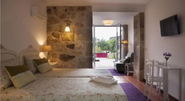 Quinta do Cerqueiral, Забронировать Отель Отели Аркуш-ди-Валдевеш с парковкой, Парковка