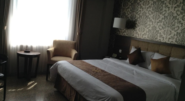 Camera Deluxe Hotel Safira Magelang