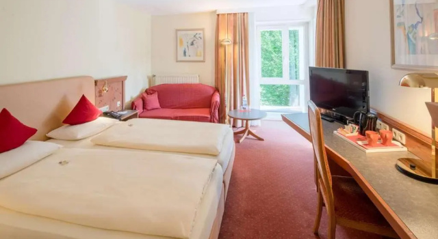 Двухместный номер Standard DORMERO Hotel Weingarten