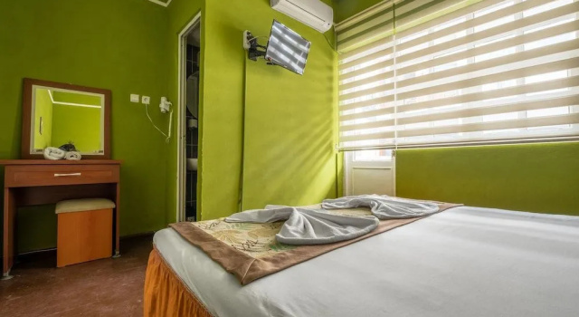 Gold Coast Hostel, Забронировать Хостел Хостелы Антальи, Хостел