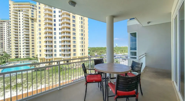 La Playa 303