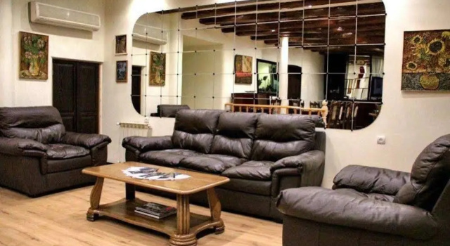 Bavly Hostel, Забронировать Хостел Отели Тбилиси с парковкой, Парковка