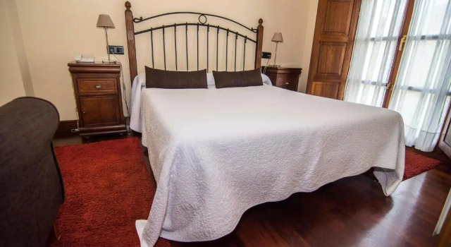 Трёхместный номер Standard с красивым видом из окна Hotel Puerta Del Oriente