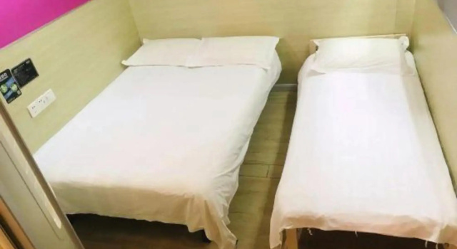 100 Inn (Shanghai Pudong Lingang University Town store), Забронировать Отель Шанхай район Шанхая