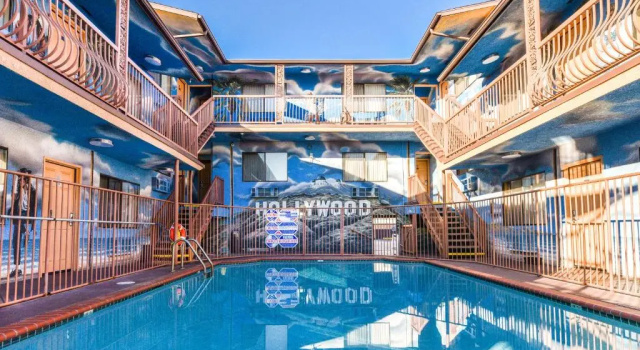 Двухместный номер Standard Hollywood Inn Express North