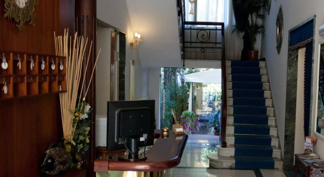 Hotel Navy