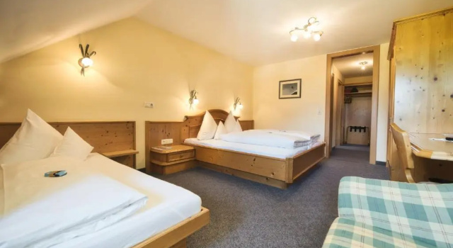Номер Comfort Hotel Die Arlbergerin - Design & Tiroler Gemütlichkeit