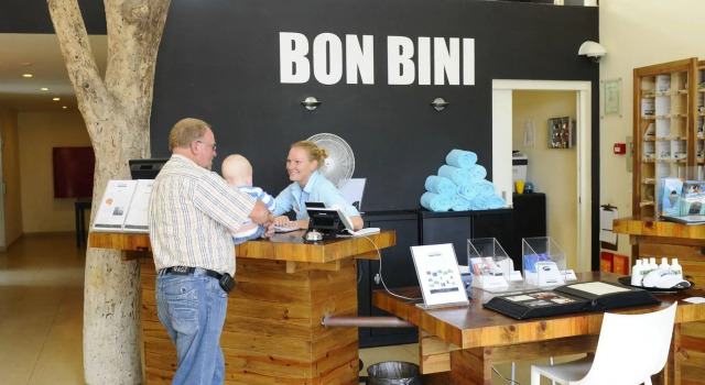 Dolphin Suites, Đặt Khách sạn Willemstad Curacao