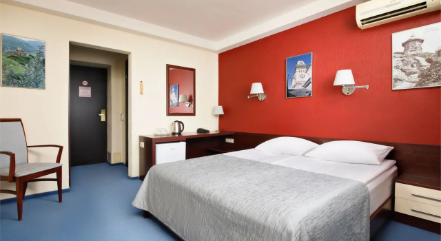Conforto Casal quarto varanda Beshtau Hotel
