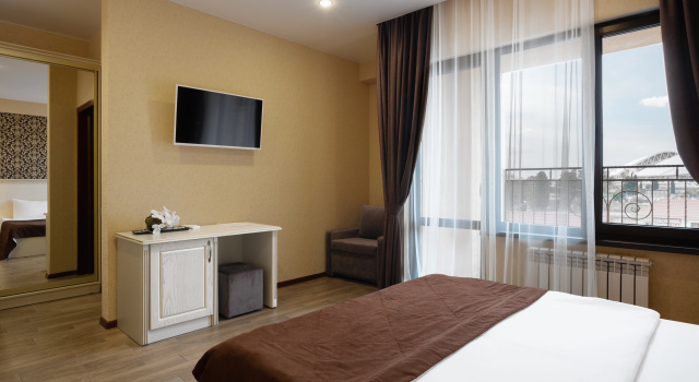 Двухместный номер Deluxe с балконом и c видом на достопримечательности MODART Olympic Hotel & Beach