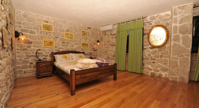 Студия Una Apartments