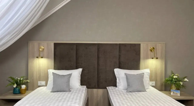 Двухместный Джуниор Сьют Вертебра