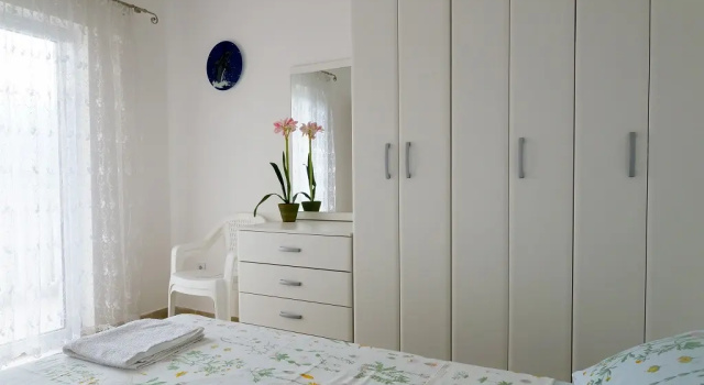 Апартаменты c 1 комнатой с балконом и с красивым видом из окна Апартаменты Begonia