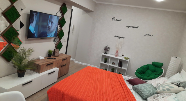 28-J Kvartal 1 Flat, Брондау Пәтер Achinsk 