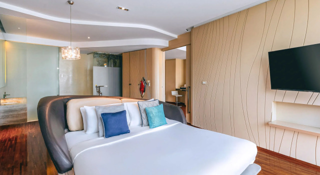 Двухместный люкс Aqua c 1 комнатой с видом на город Hotel Baraquda Heeton Pattaya by Compass Hospitality
