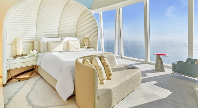 Двухместный номер Premier с балконом и с видом на море Fairmont Doha
