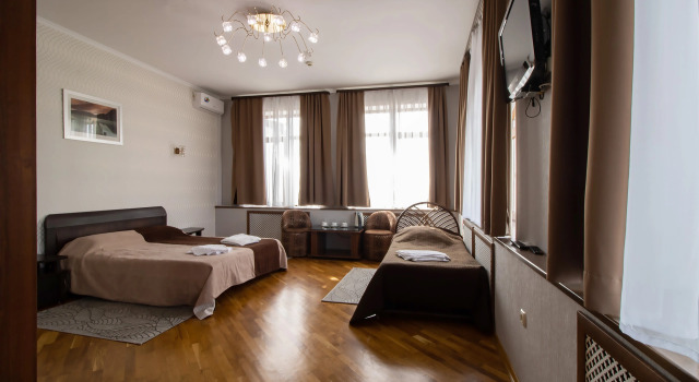 Двухместный семейный номер Джуниор 204 двухуровневый Отель АльГрадо