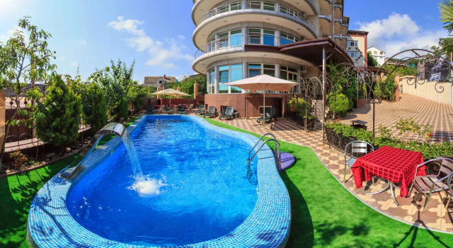 Гостевой Дом Family Resort Hotel Miloo, Забронировать Гостевой дом Лоо Большой Сочи