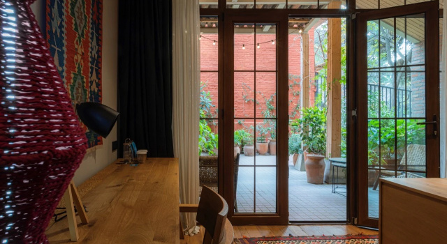 Полулюкс Khedi Hotel Tbilisi