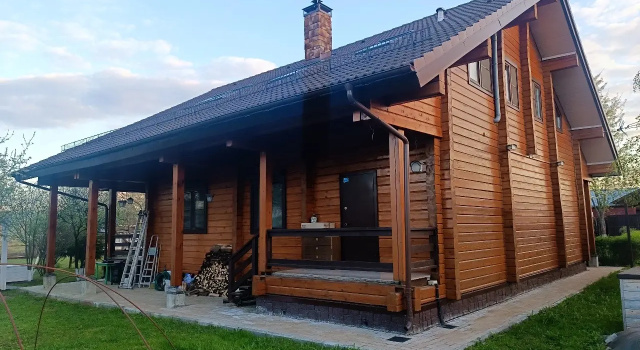 Коттедж с балконом Частный дом Гостевой дом Ильинское 77