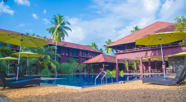 Celestia Ayurveda Resort - Full Board With Treatment, Rezervasyon Tatil Köyü Balapitiya 