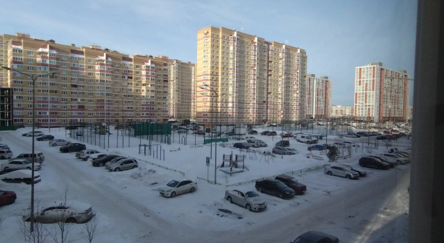Квартира Двушка на Бушуева 6, Забронировать Апартаменты/квартира Отели Тюменского района с парковкой, Парковка