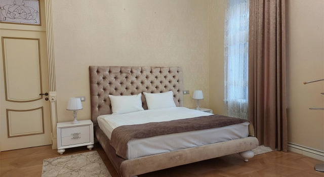 Premium (Villa Raygond) Double Suite with park view Hotel Raigond