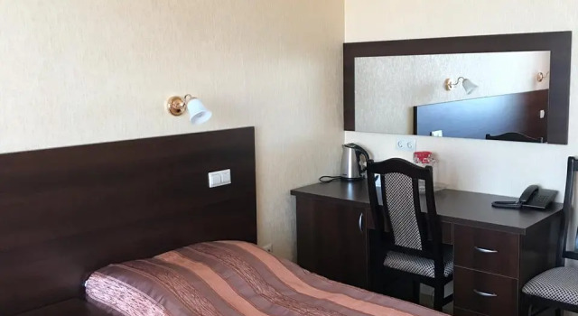 Standard- dobbelt værelse med altan med udsigt im. Kirova (Pjatigorsk)