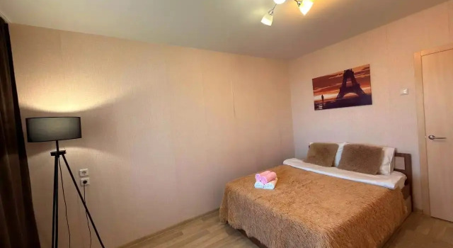 GoldApart Akademika Makeeva 20 Flat, 予約 アパートメント Kalininsky district 