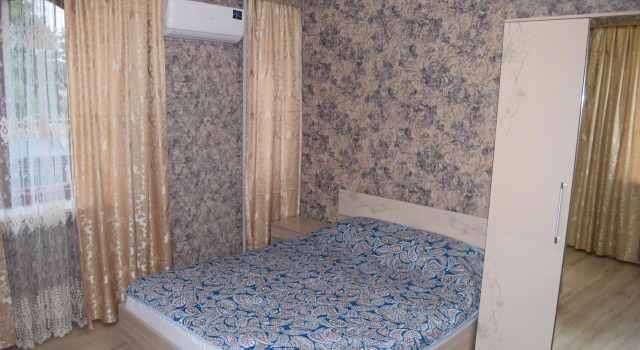 Internatsional Guest House, Book Pension Yessentuki KavMinVody, nær Concert Hall Chaliapin