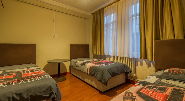 Seng i sovesal (sovesal til kvinder) Erenler Hostel