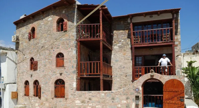 Люкс с 3 комнатами с балконом и с видом на море Апартаменты The traditional homes of Crete